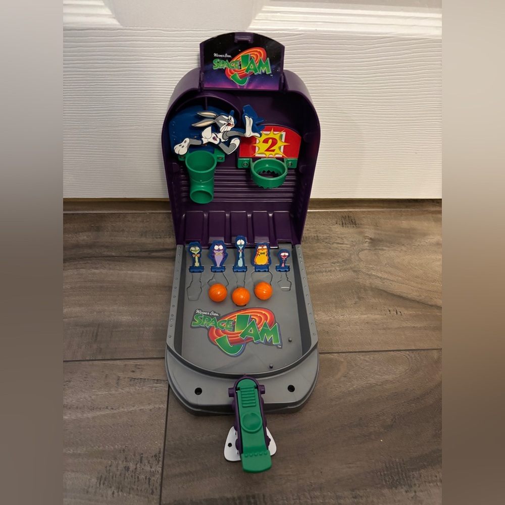 Vintage 1996 Space Jam Tune Squad Shoot Out Travel Game Playmates